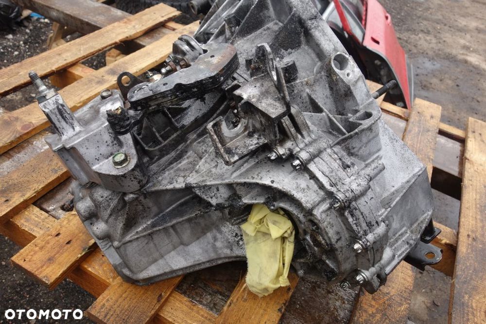 SKRZYNIA BIEGÓW NISSAN JUKE 1.2 DIG-T TL4 143 - 2