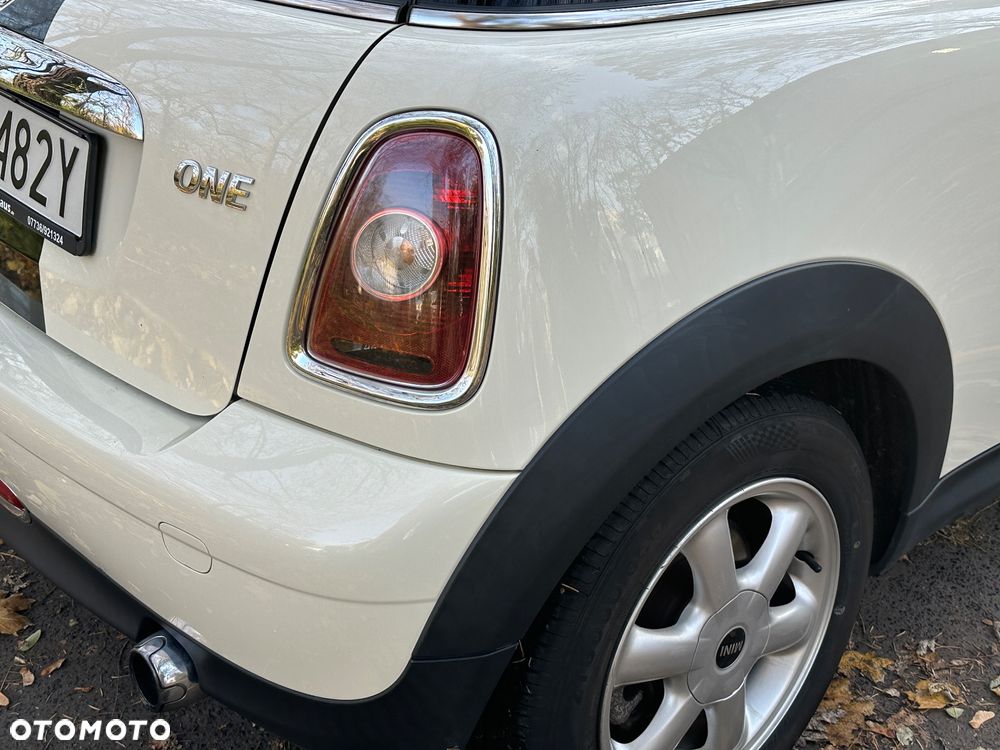 MINI ONE Standard - 12