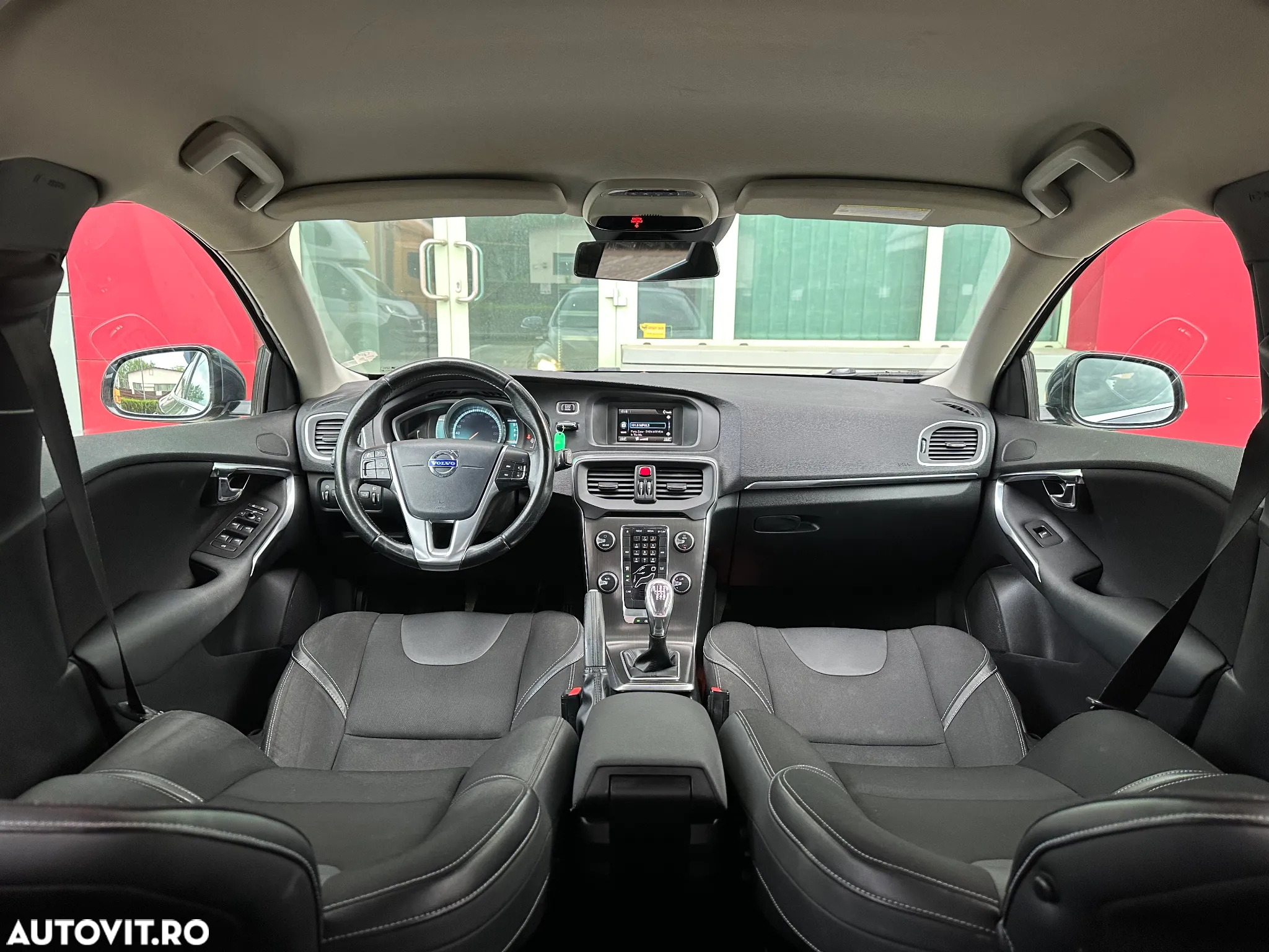 Volvo V40 - 9