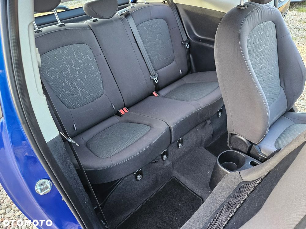 Hyundai i20 - 11