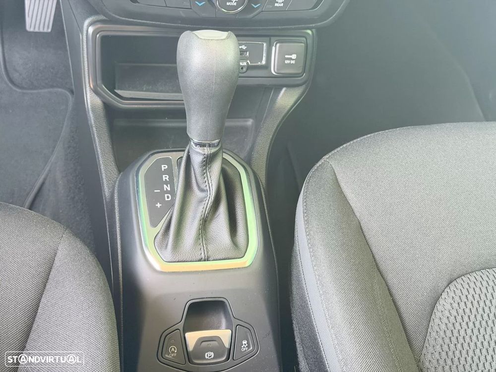 Jeep Renegade 1.3 T Night Eagle DCT - 11