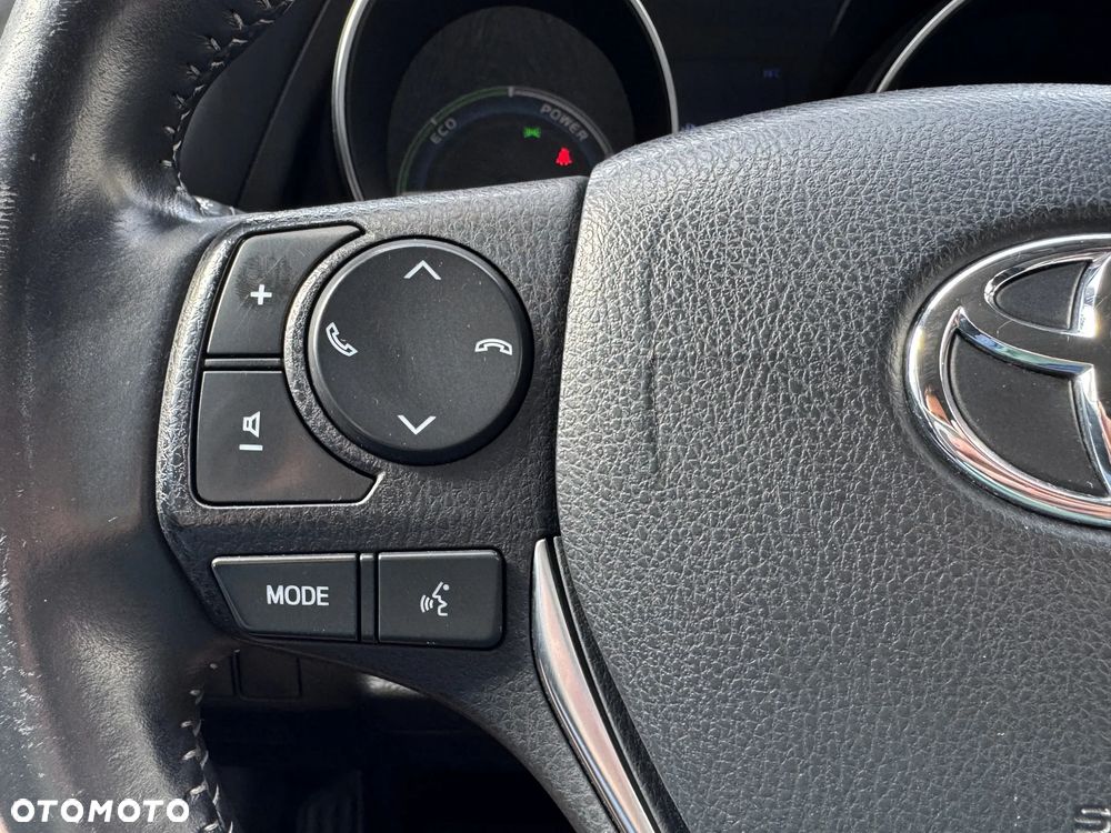 Toyota Auris 1.8 VVT-i Hybrid Automatik Touring Sports Edition S+ - 8