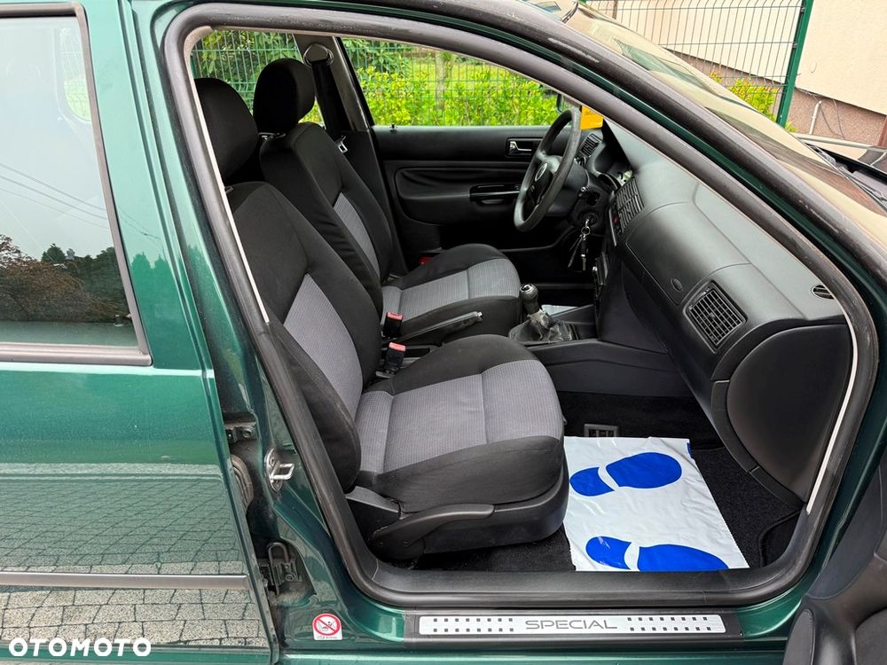 Volkswagen Golf 1.4 Goal - 28