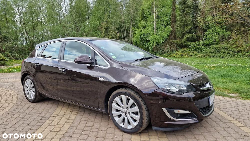 Opel Astra 1.7 CDTI Executive S&S - 11