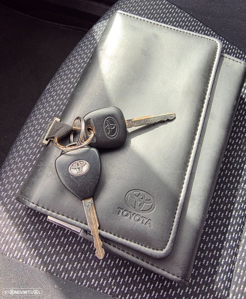 Toyota Auris 1.4 D-4D AC - 19