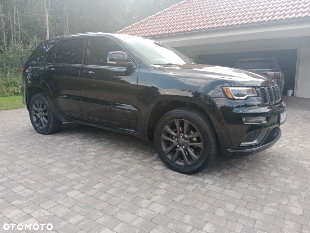 Jeep Grand Cherokee - 8