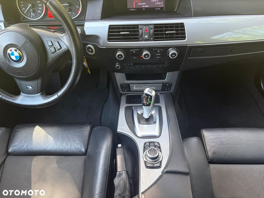 BMW Seria 5 520d Edition Exclusive - 23