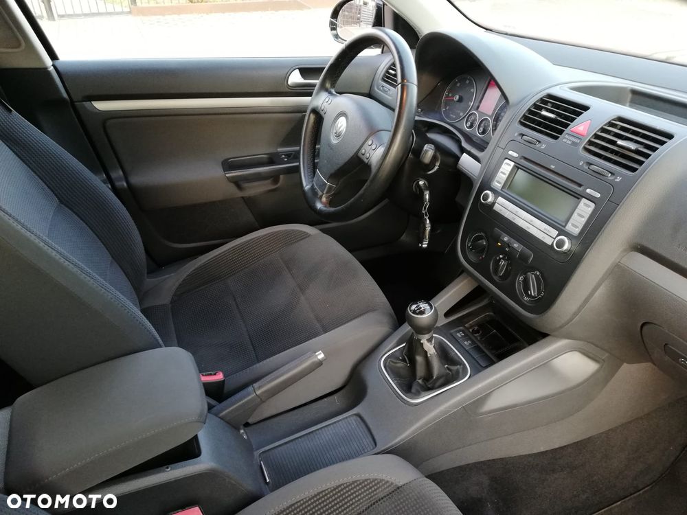 Volkswagen Golf 2.0 TDI DPF Trendline - 7