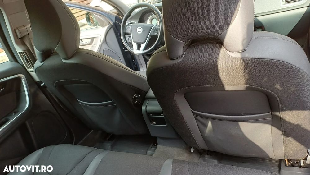Volvo V60 DRIVe Start-Stop Basic - 18