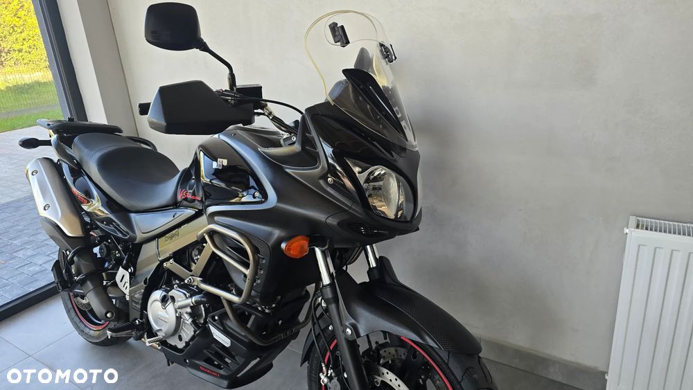 Suzuki V-STROM - 38