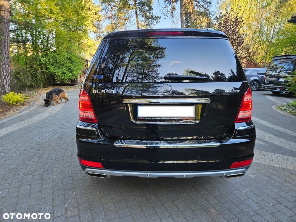 Mercedes-Benz GL 500 4Matic 7G-TRONIC - 4