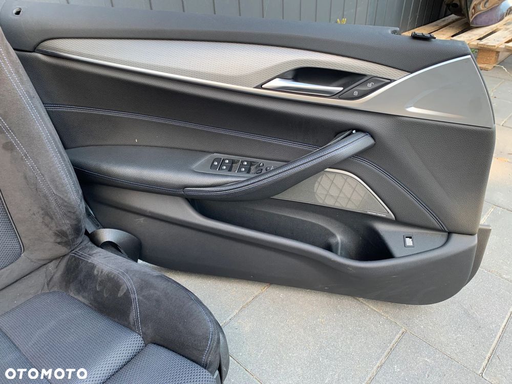 FOTELE TAPICERKA M-PAKIET ALCANTARA GRZANE HARMAN KARDON BMW 5 G30 SPORT - 6