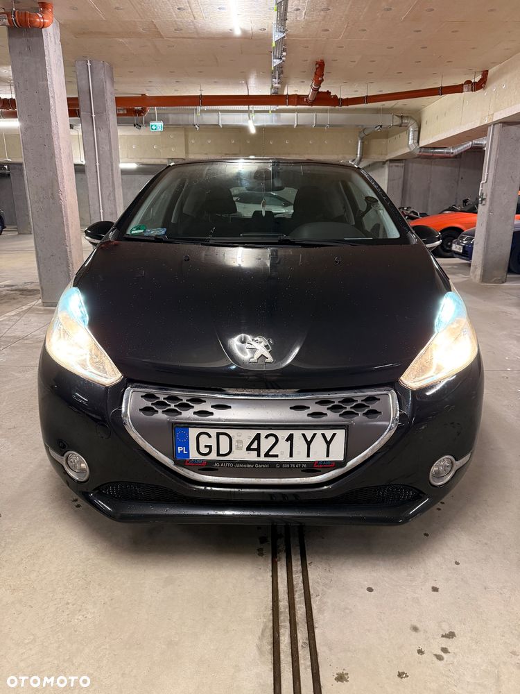 Peugeot 208 - 2
