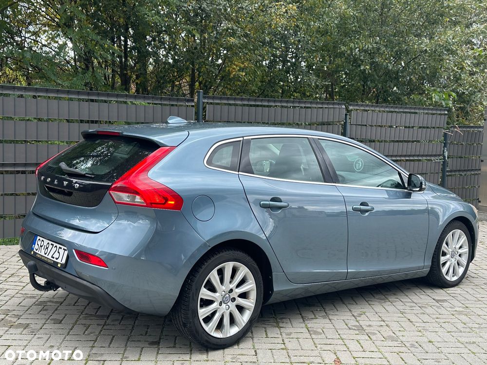 Volvo V40 D2 Momentum - 8
