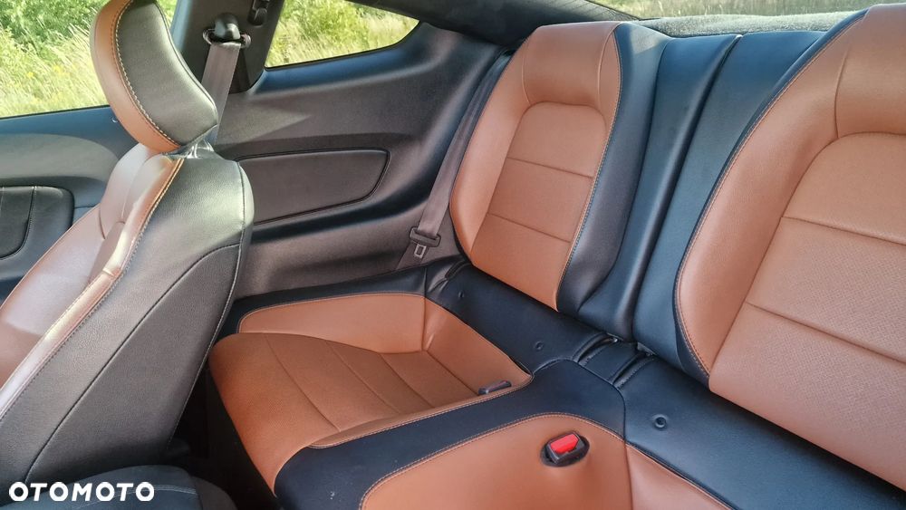 Ford Mustang 2.3 Eco Boost - 36