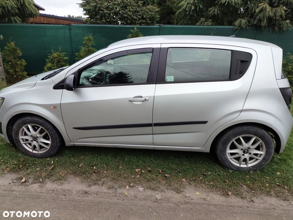 Chevrolet Aveo 1.4 16V LS - 1