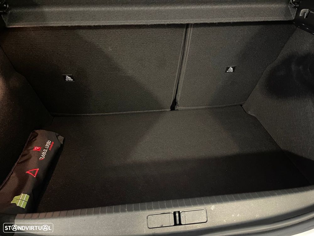 Peugeot 208 1.2 PureTech Active - 28