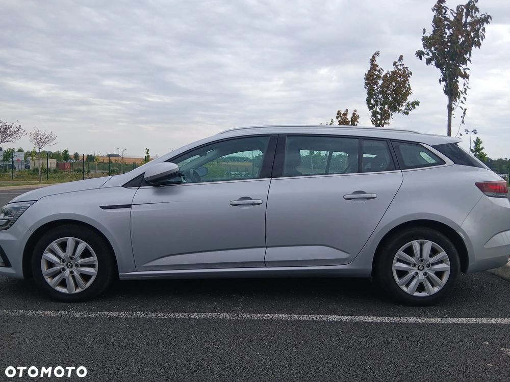 Renault Megane 1.5 Blue dCi Zen - 7