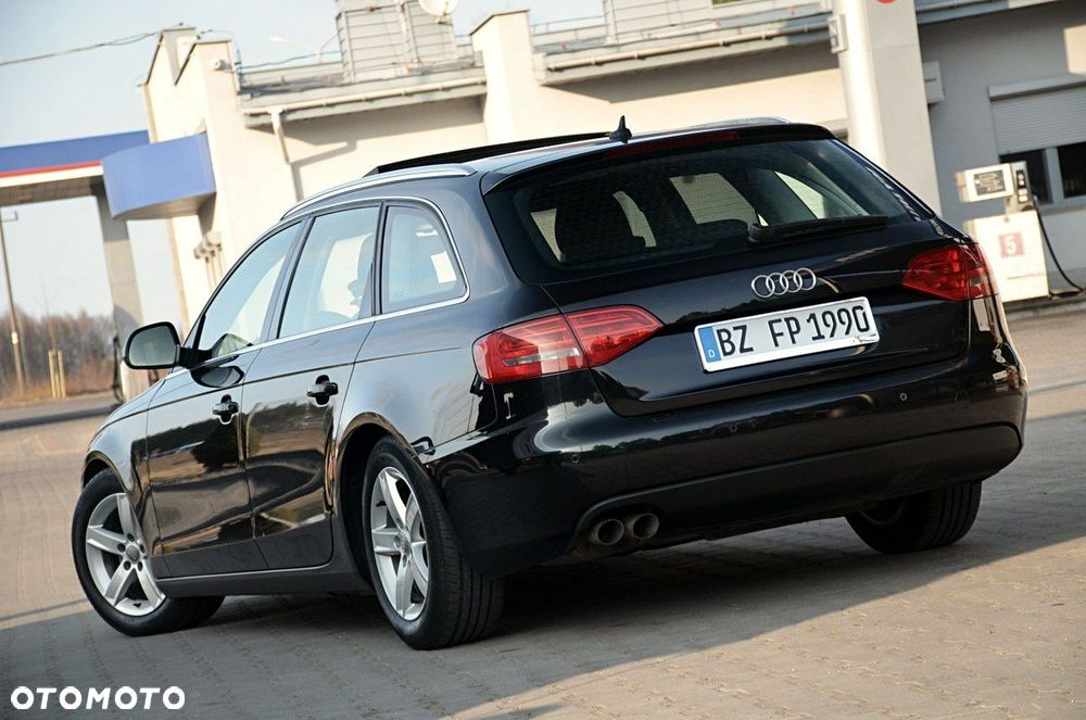 Audi A4 Avant - 10