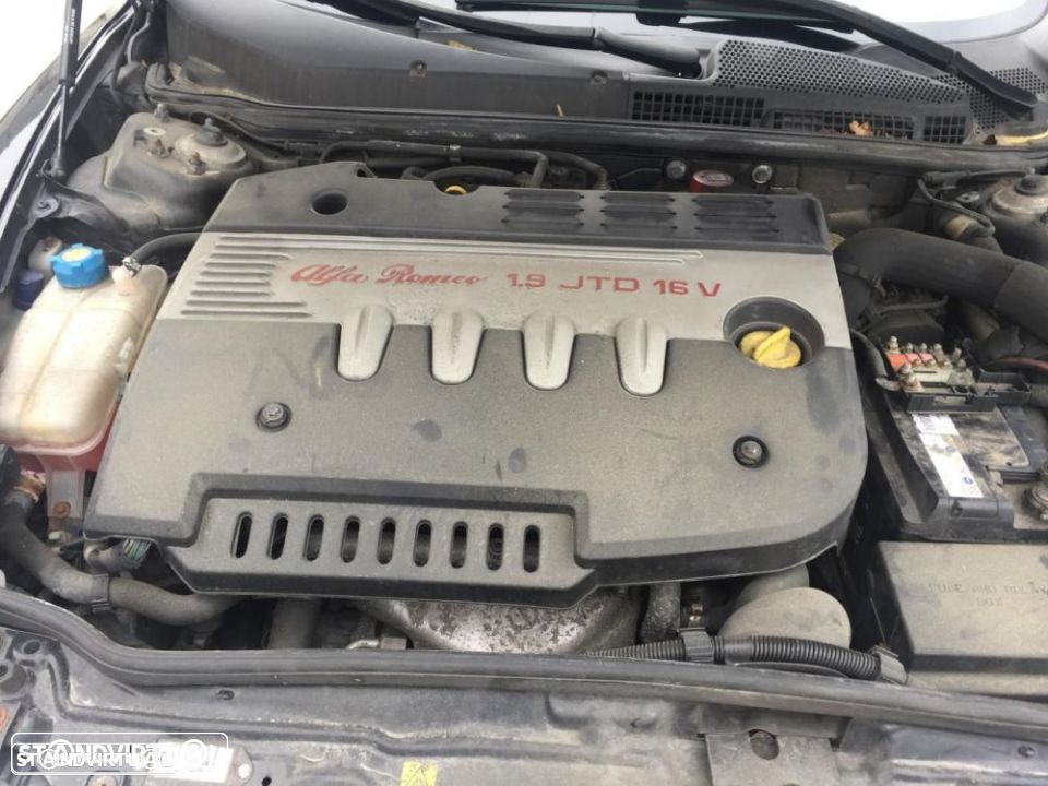 Alfa Romeu Gt 1.9 multijet 150 cv de 2005 para pças - 7