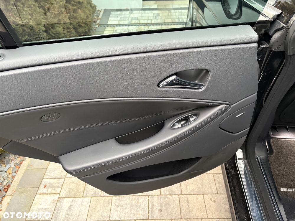 Mercedes-Benz CLS - 20