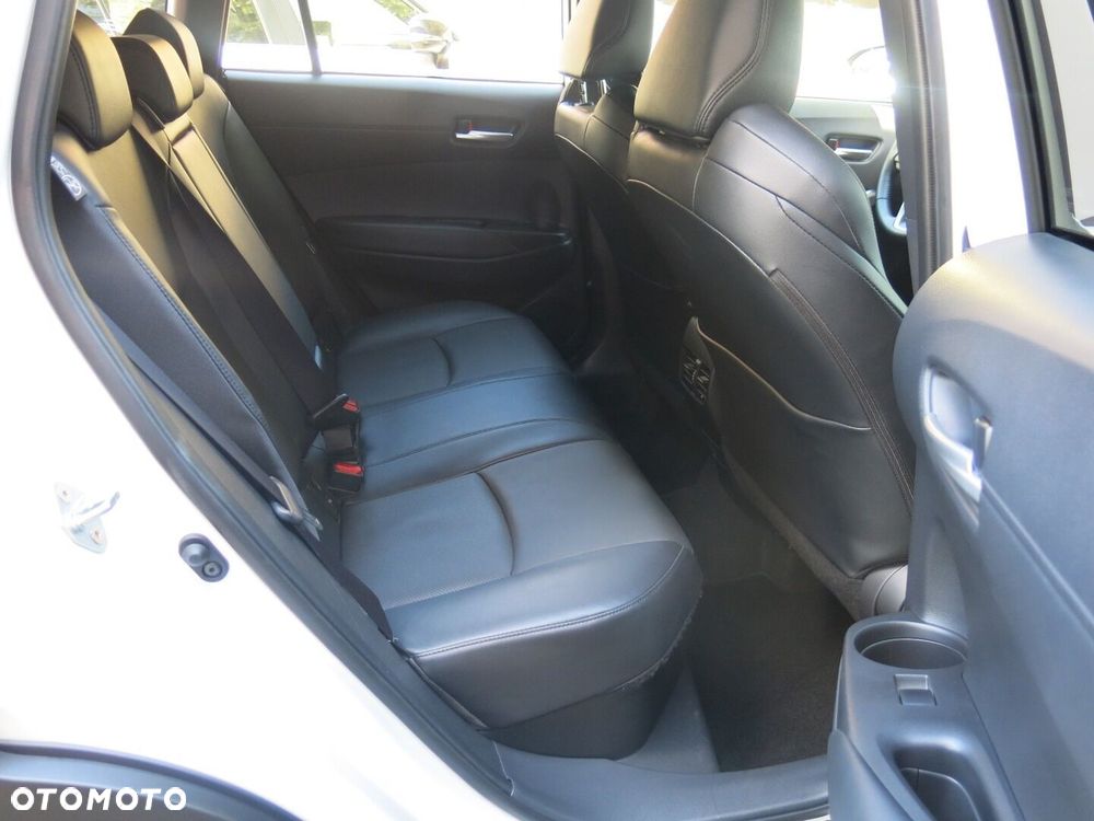 Toyota Corolla Cross 2.0 Hybrid Executive - 7