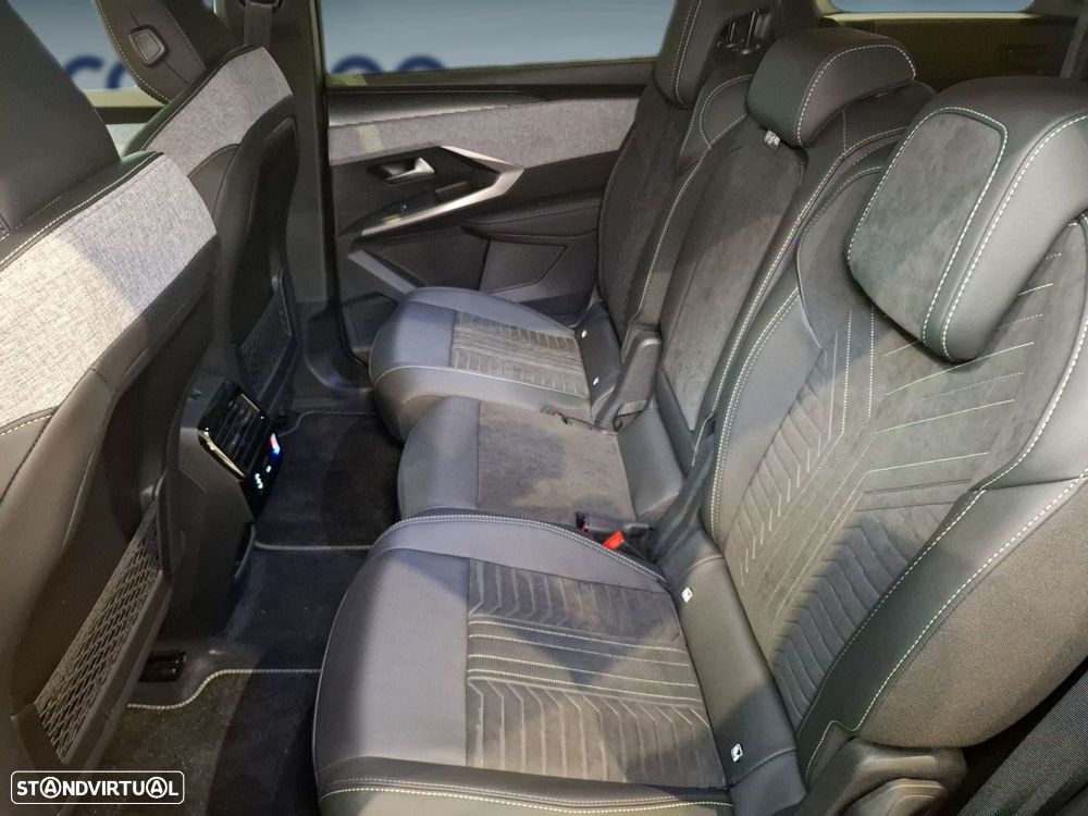 Peugeot 5008 1.6 Plug-in Hybrid GT e-DCS7 - 12