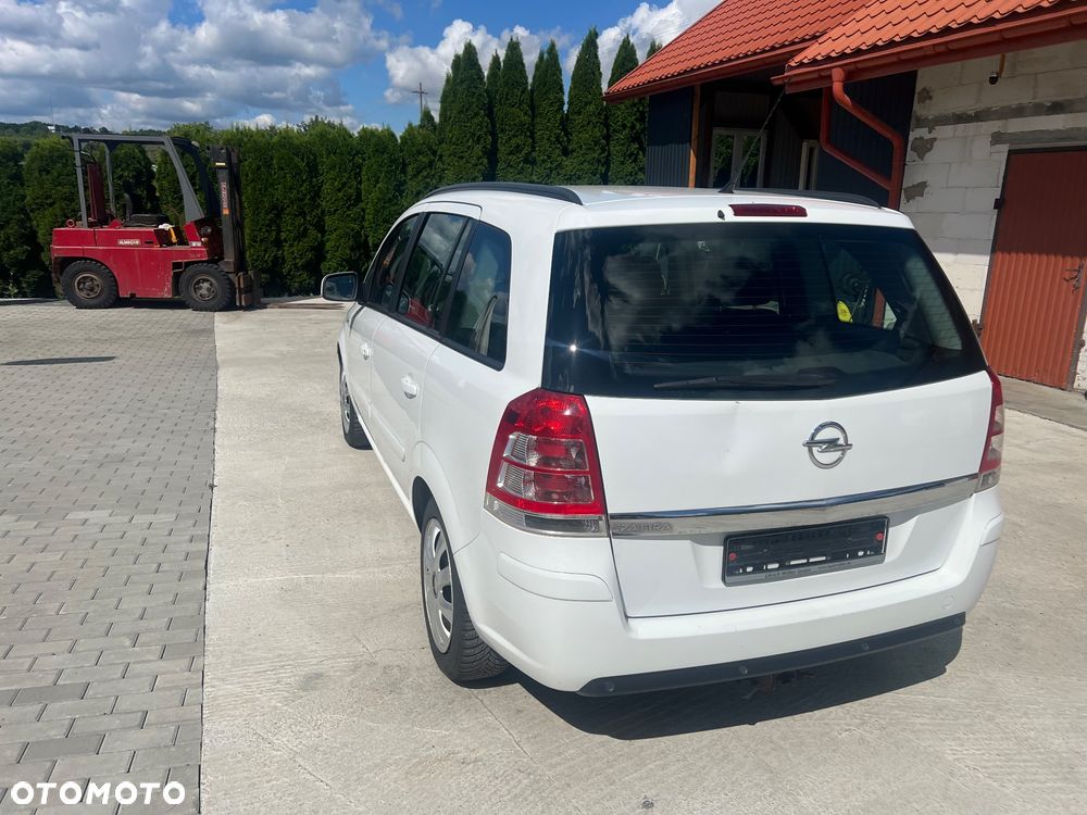 Opel Zafira - 3