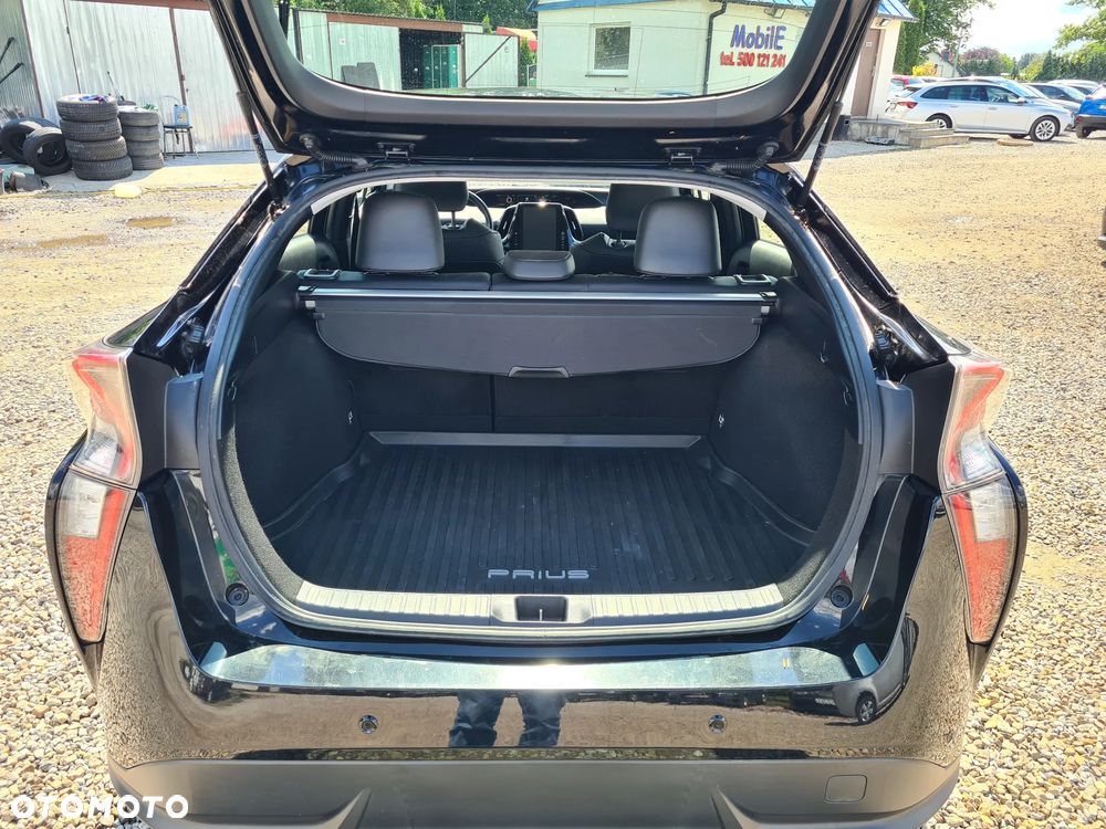 Toyota Prius - 8