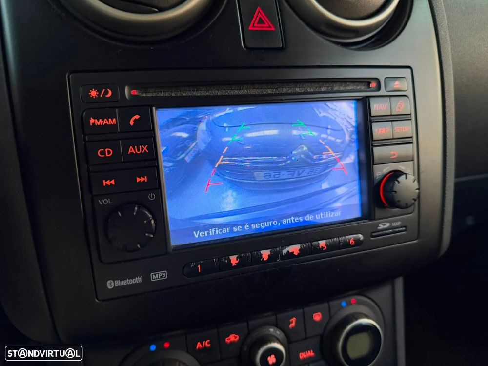 Nissan Qashqai - 14