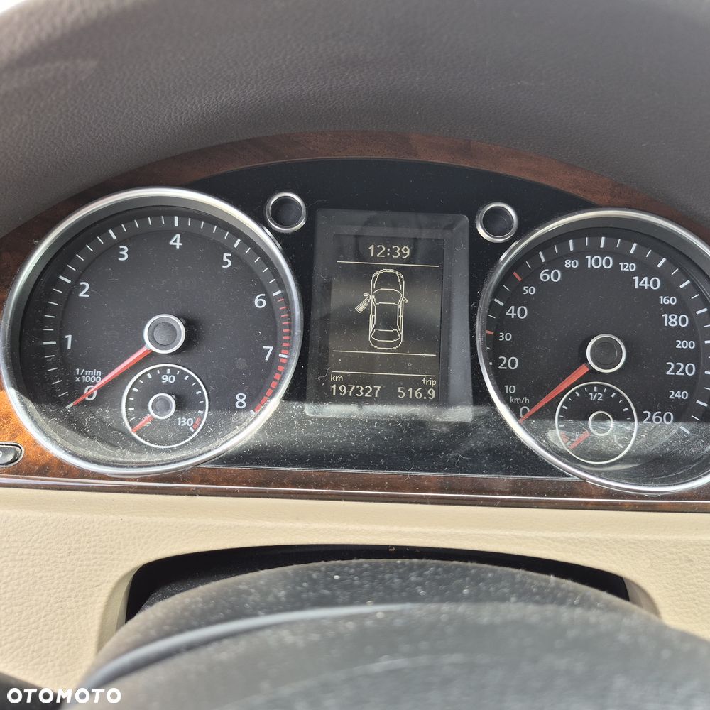 Volkswagen Passat 2.0 TSI Highline DSG - 11