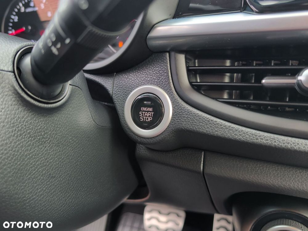 Kia Picanto 1.2 GT Line AMT - 26