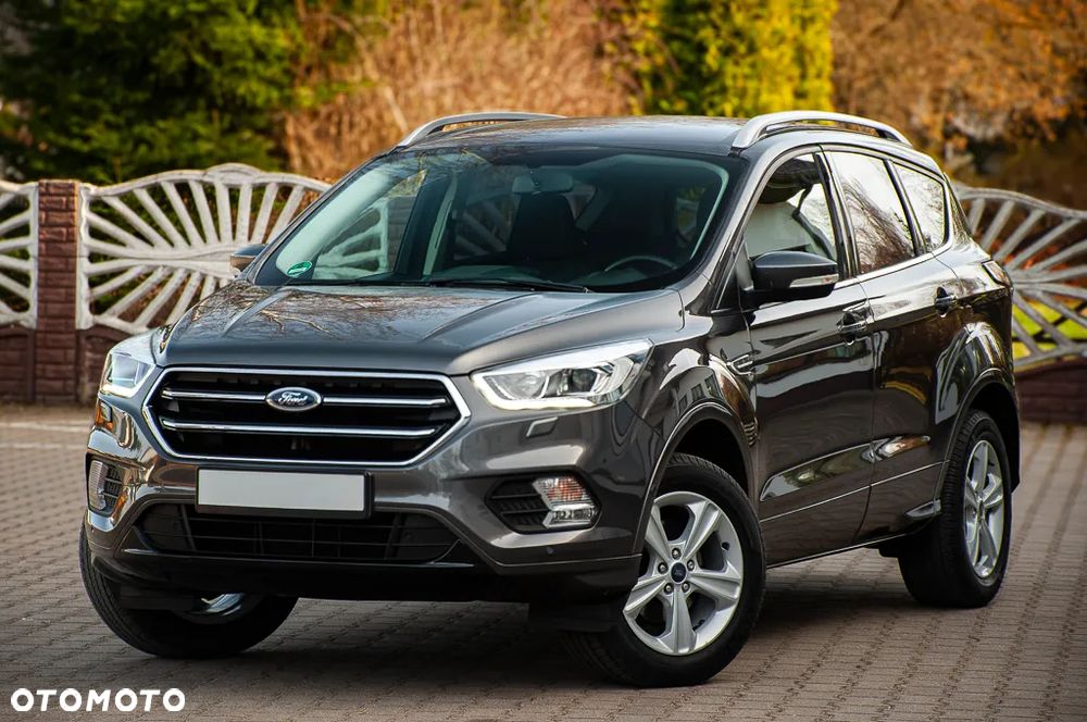 Ford Kuga - 28