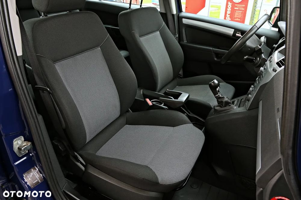 Opel Zafira 1.7 CDTI ecoFLEX Family - 24
