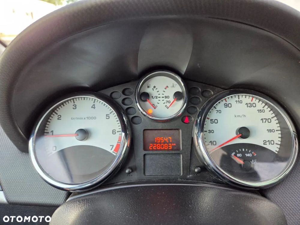 Peugeot 207 1.6 Premium - 18