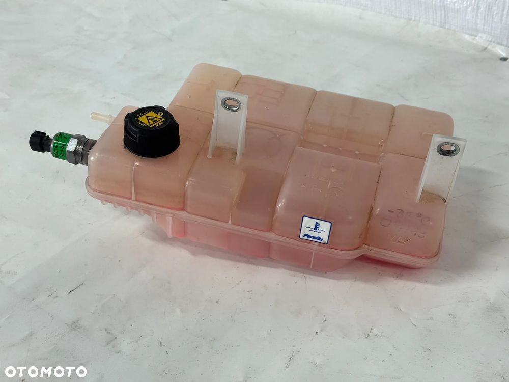 Iveco Daily zbiorniczek płynu chłodzącego 5801255878