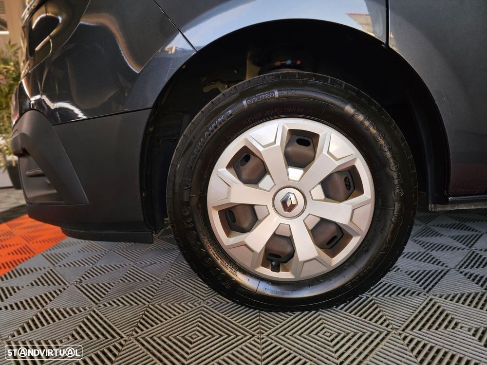 Renault Trafic - 10