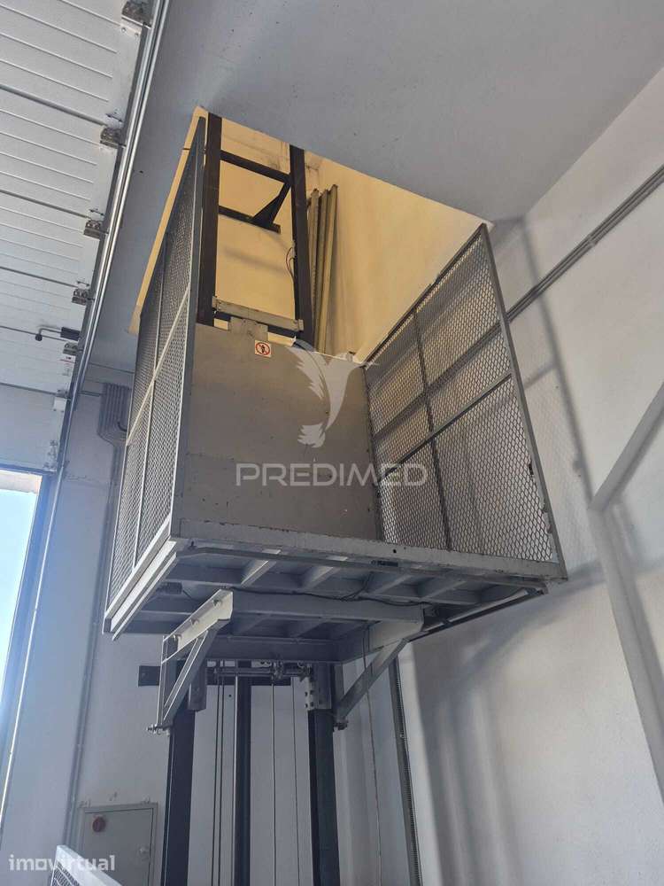 Arrendar armazém industrial 400m2 em condominio Sintra - Grande imagem: 5/14
