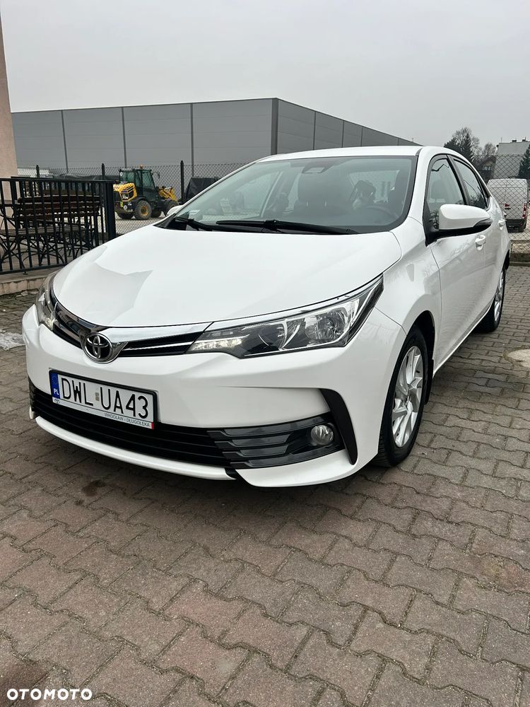Toyota Corolla 1.6 Comfort - 5
