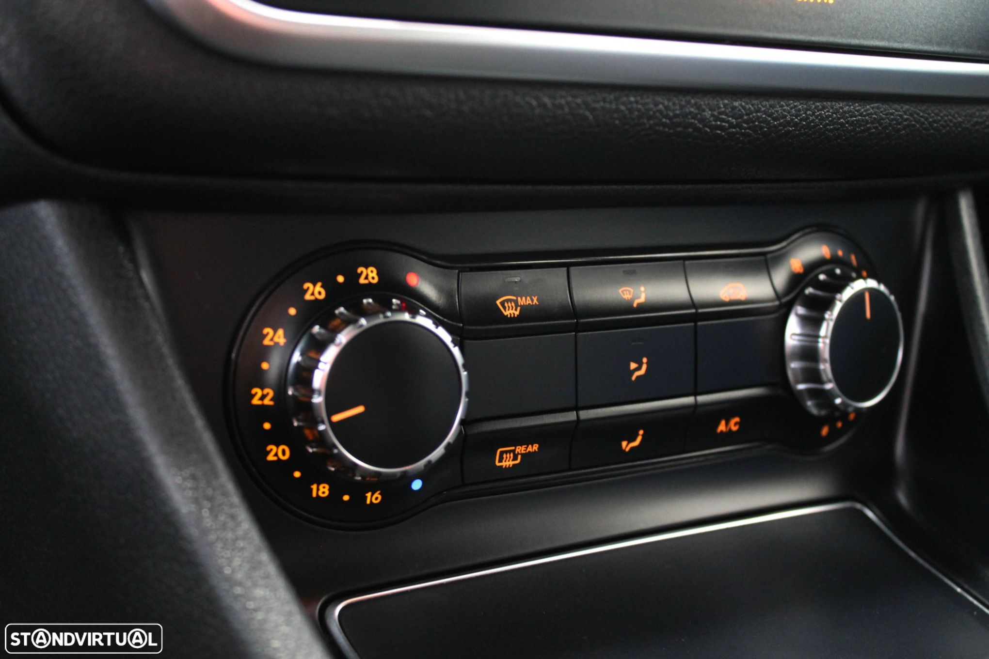 Mercedes-Benz CLA 180 d Shooting Brake Urban - 26