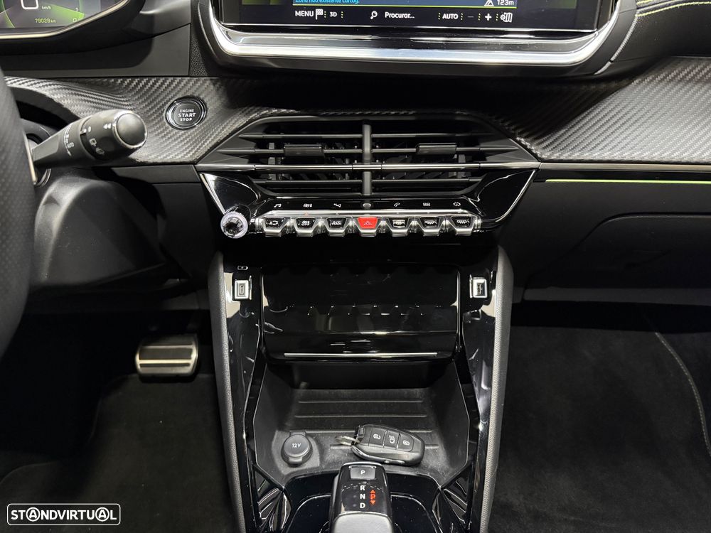 Peugeot 2008 1.2 PureTech GT Line EAT8 - 19