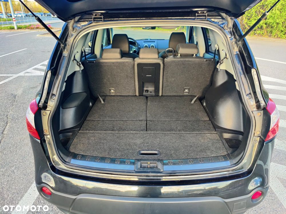 Nissan Qashqai+2 2.0 Acenta - 17