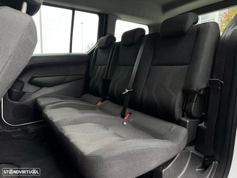 Ford Tourneo Connect 1.6 TDCi Titanium - 28