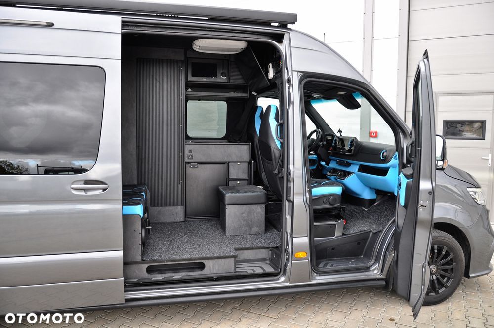 Mercedes-Benz Sprinter 319 Kamper - 24