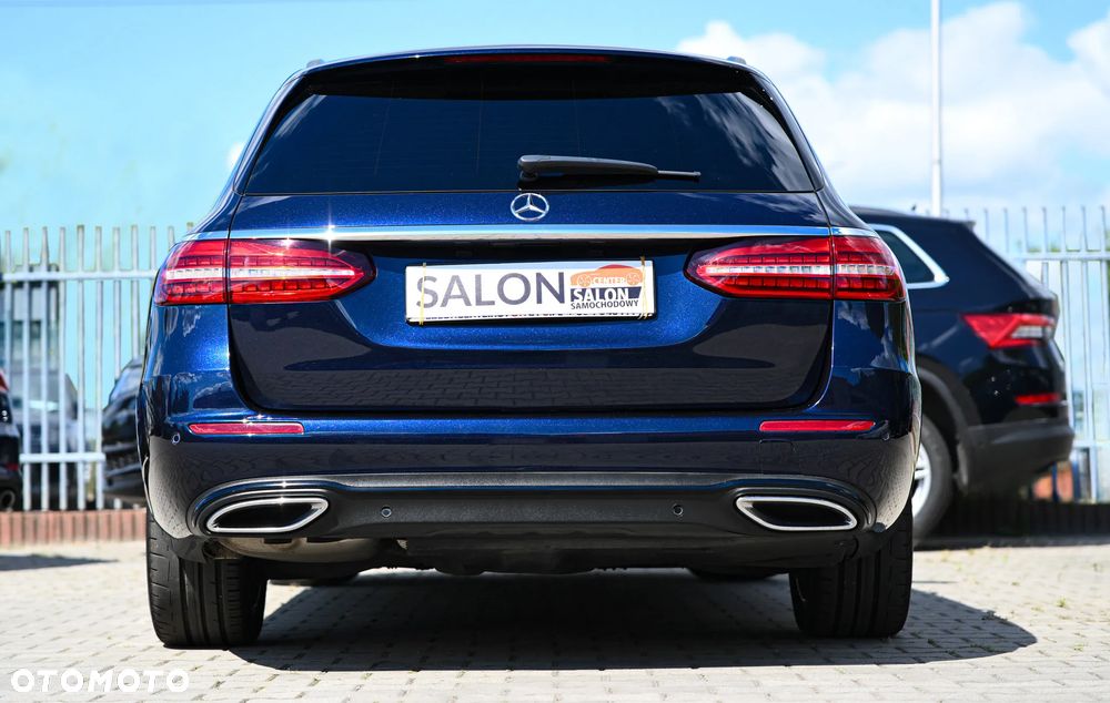 Mercedes-Benz Klasa E 220 d 9G-TRONIC Night Edition - 34