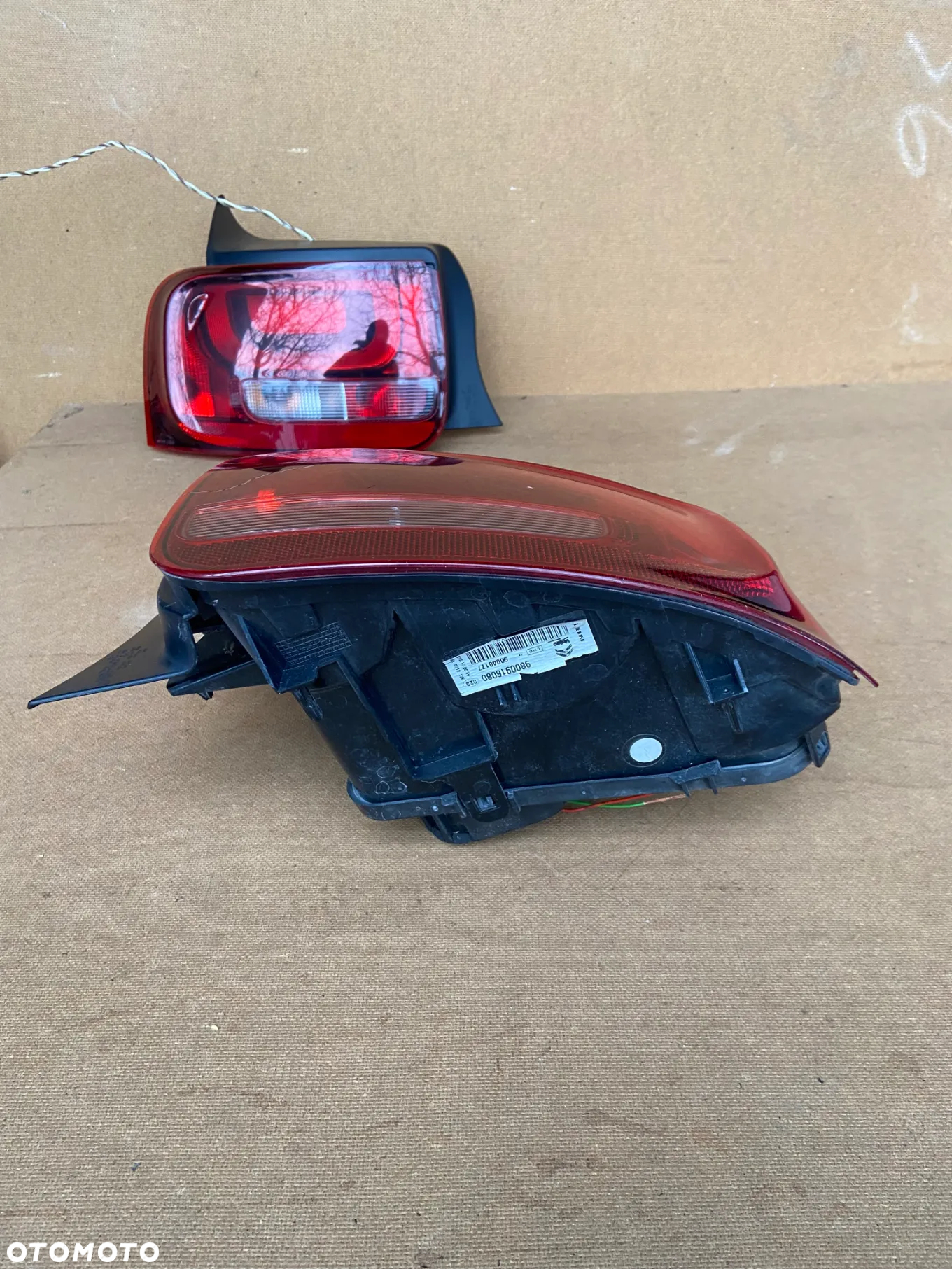 CITROEN C4 CACTUS 14-17  lampa prawy tył, ładna, europa. - 8