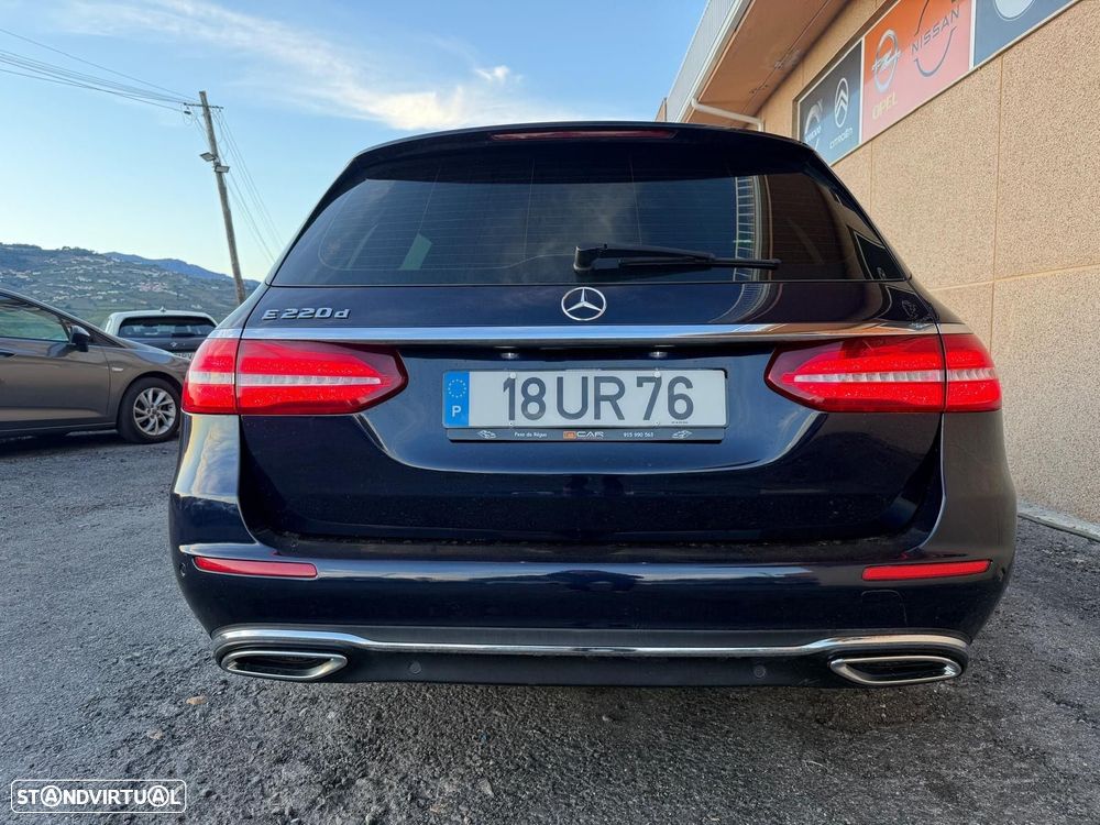 Mercedes-Benz E 220 d Exclusive Line - 11