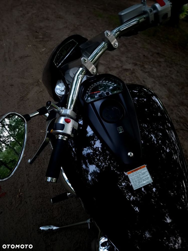 Suzuki VZ - 14