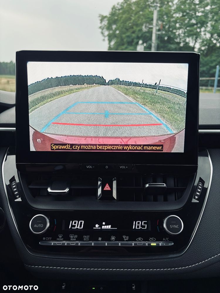 Toyota Corolla 1.8 Hybrid Style - 26