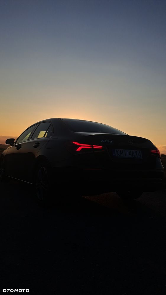 Mercedes-Benz Klasa A 250 7G-DCT - 16
